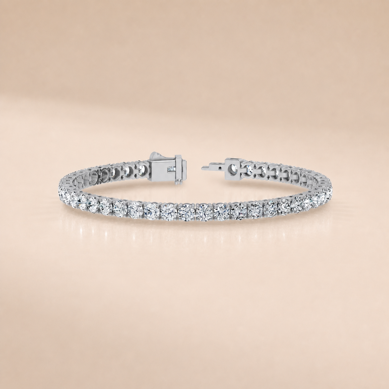 Classic Round Bracelet (0.2ct each)