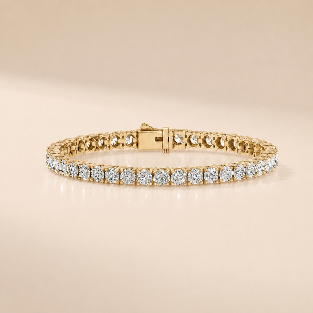 Luxury Round Bracelet (0.3ct each)