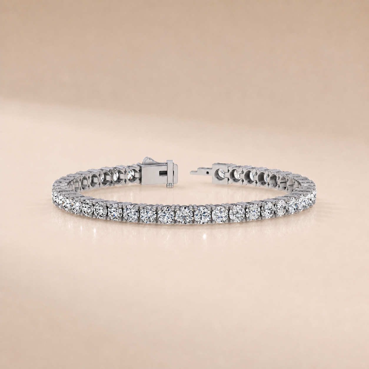 Luxury Round Bracelet (0.3ct each)
