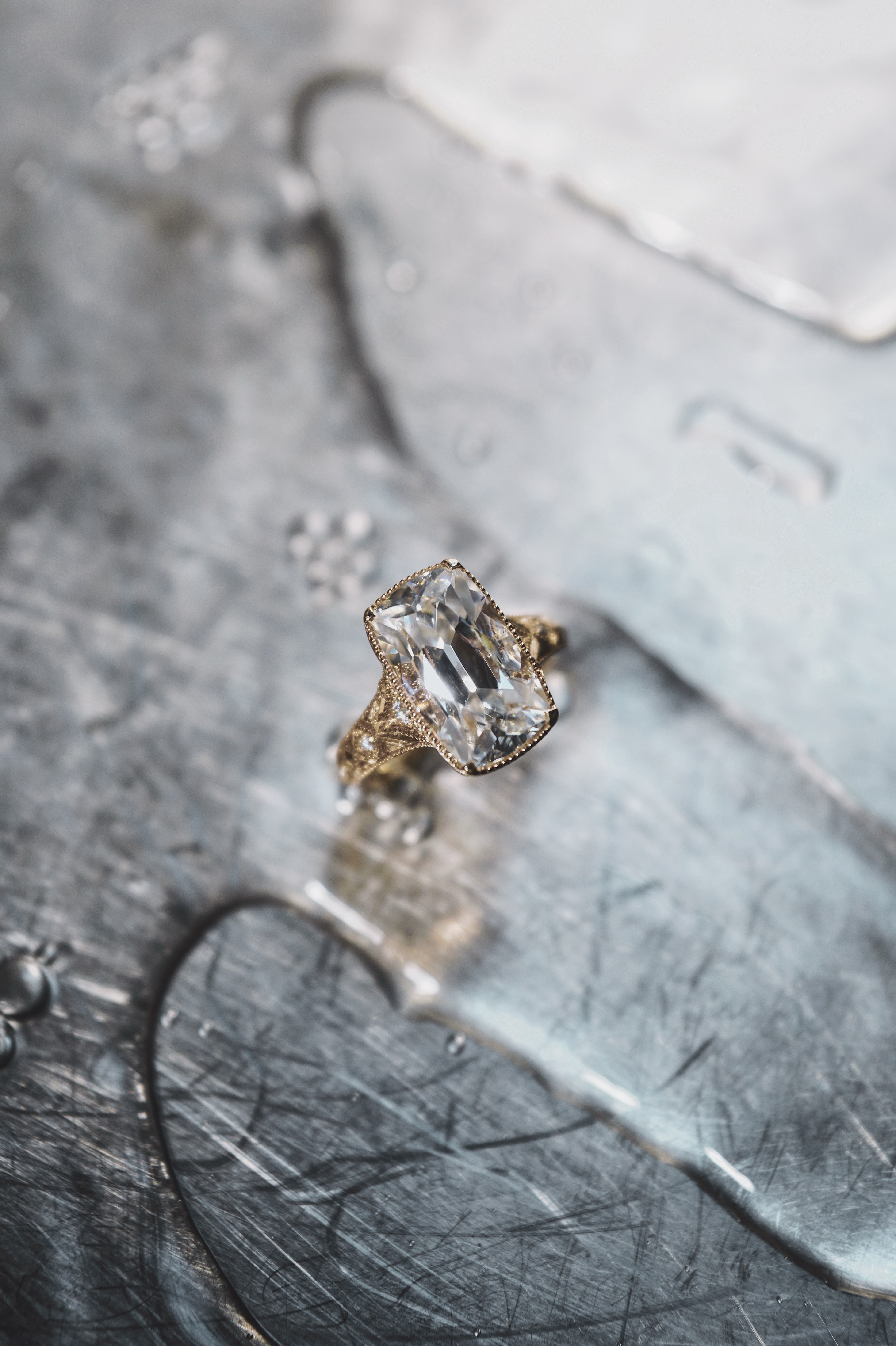 LOVE STORY RING IN YELLOW GOLD